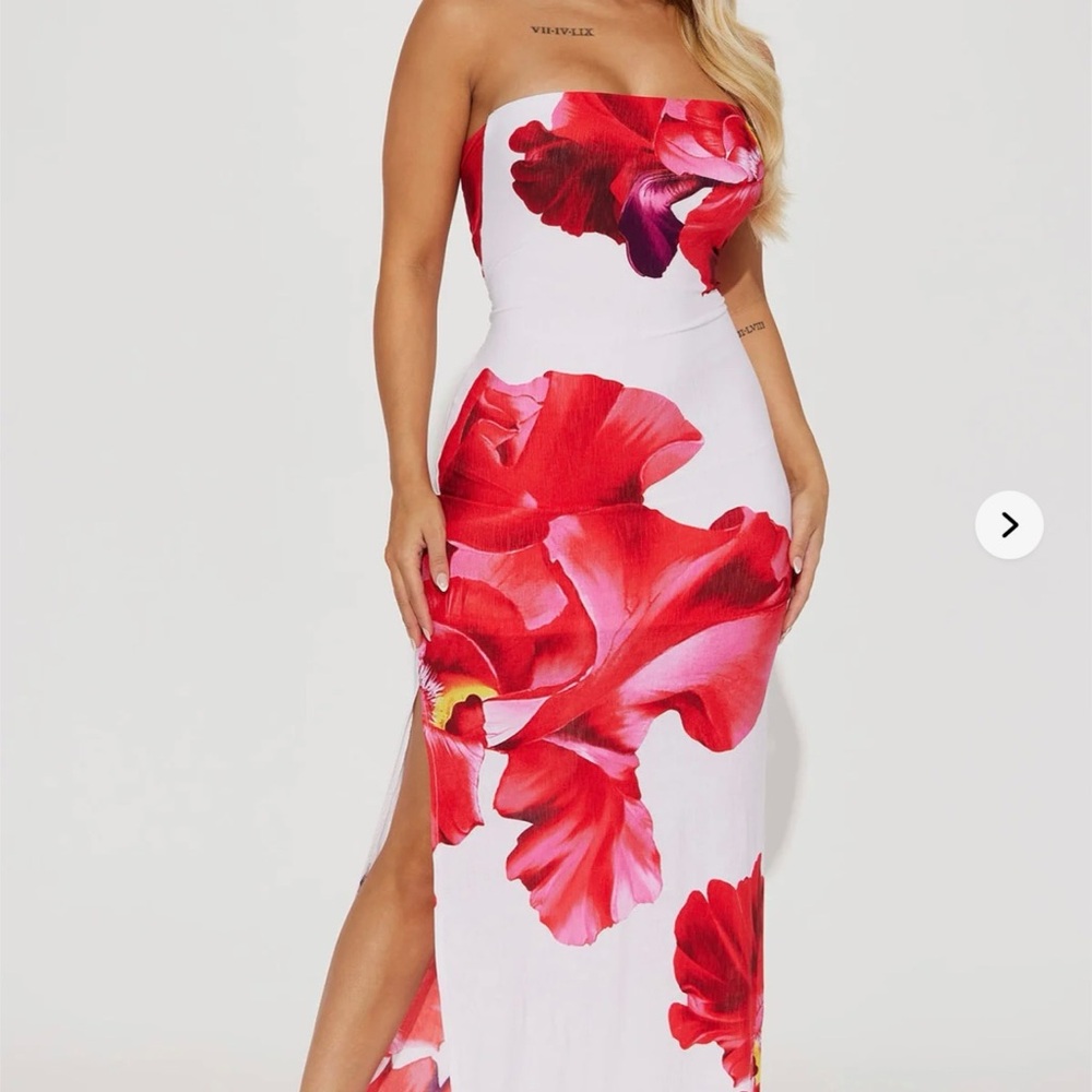 Fashion Nova Kierra Floral Maxi Dress